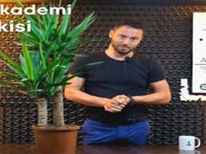 Yuka (Yucca Massengena) Bitkisi bakımı nasıl yapılır? | Toprak değişimi #CoşkunAkademi Yuka (Yucca Massengena) Bitkisi bakımı nasıl yapılır? | Toprak değişimi #CoşkunAkademi